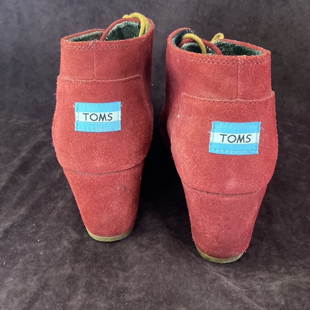 Burgundy Toms Wedges - Picture 4 of 6